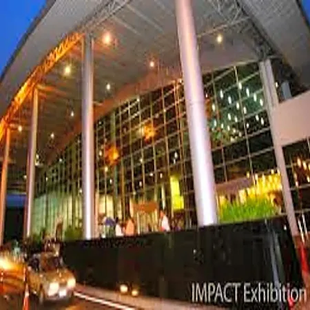 T8 Guesthouse Challenger Muang Thong Thani