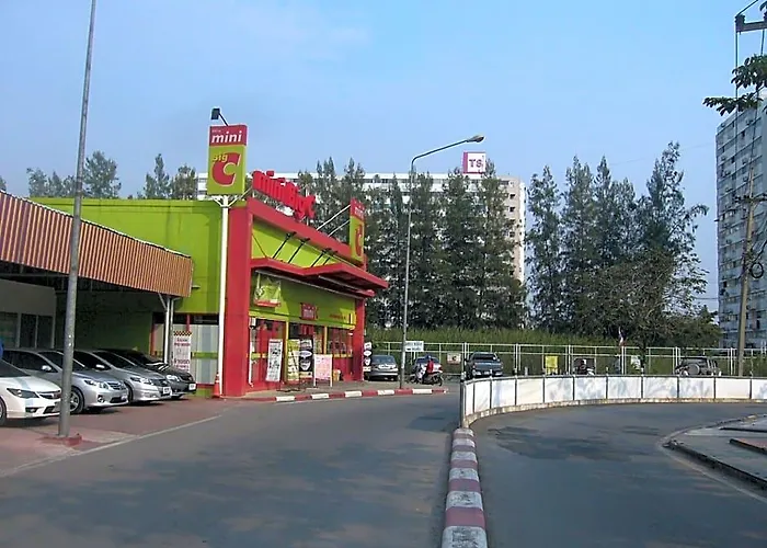 Hotel T8 Challenger Muang Thong Thani Bangkok